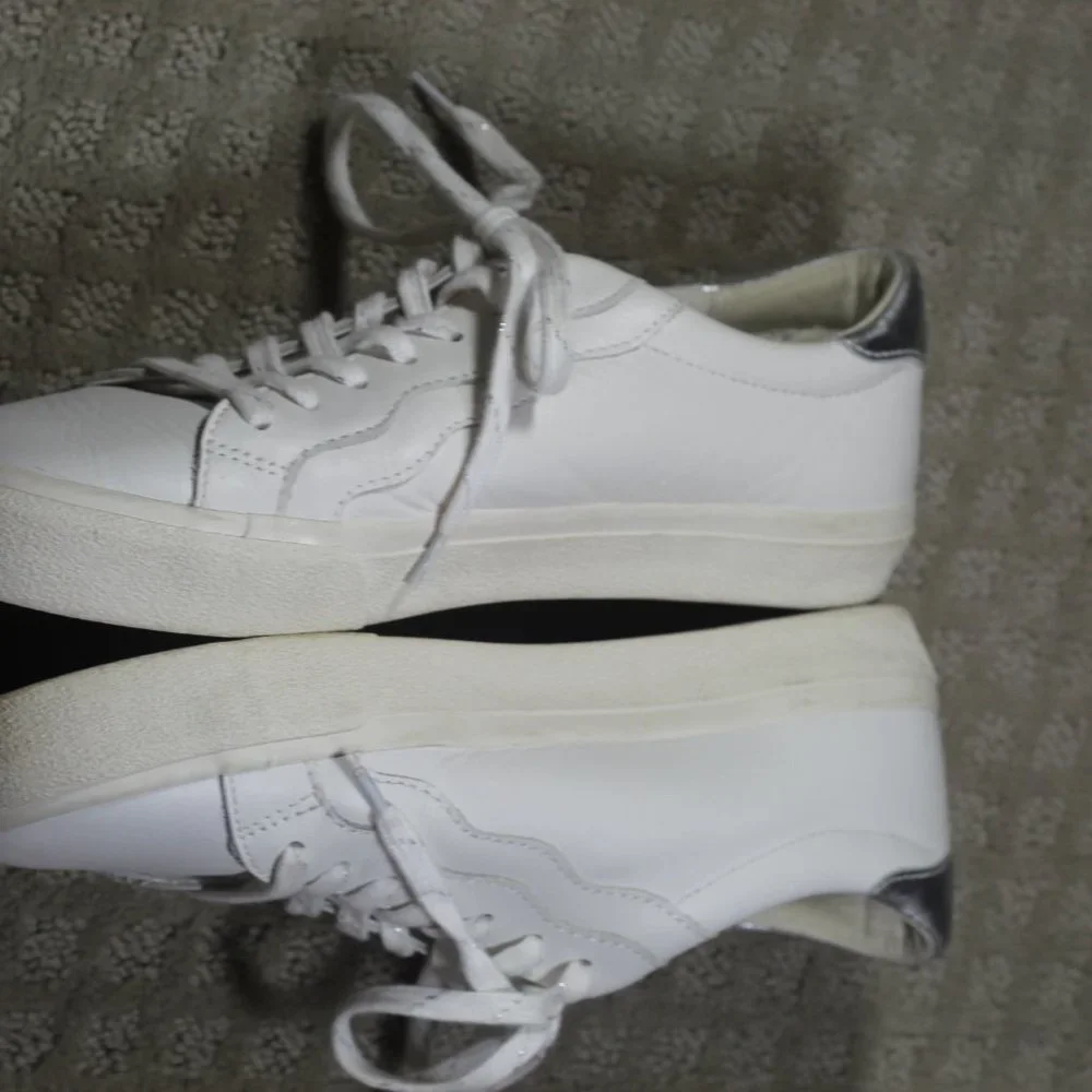 Madewell Women's Size 10 Sidewalk Wavy Low Top Sneakers White Leather Silver